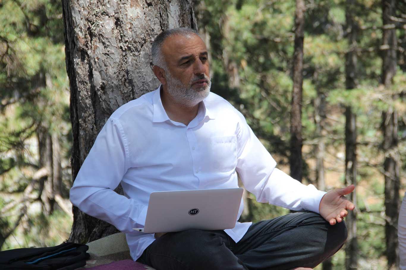 Adana'da Umut Kervanı Vakfı 2. Bölge istişare toplantısı yapıldı Adana'da Umut Kervanı Vakfı 2. Bölge istişare toplantısı yapıldı